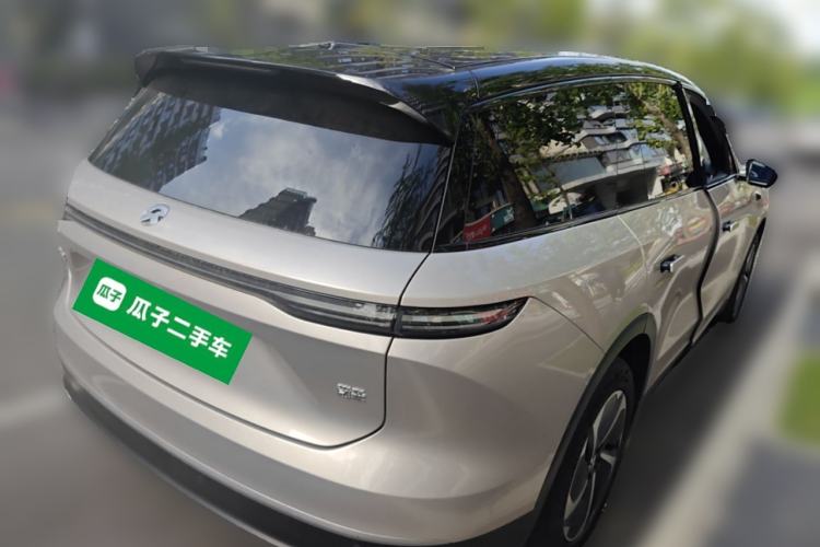 Used Nio ES8 2024 75 kWh Rear Right 45 Deg