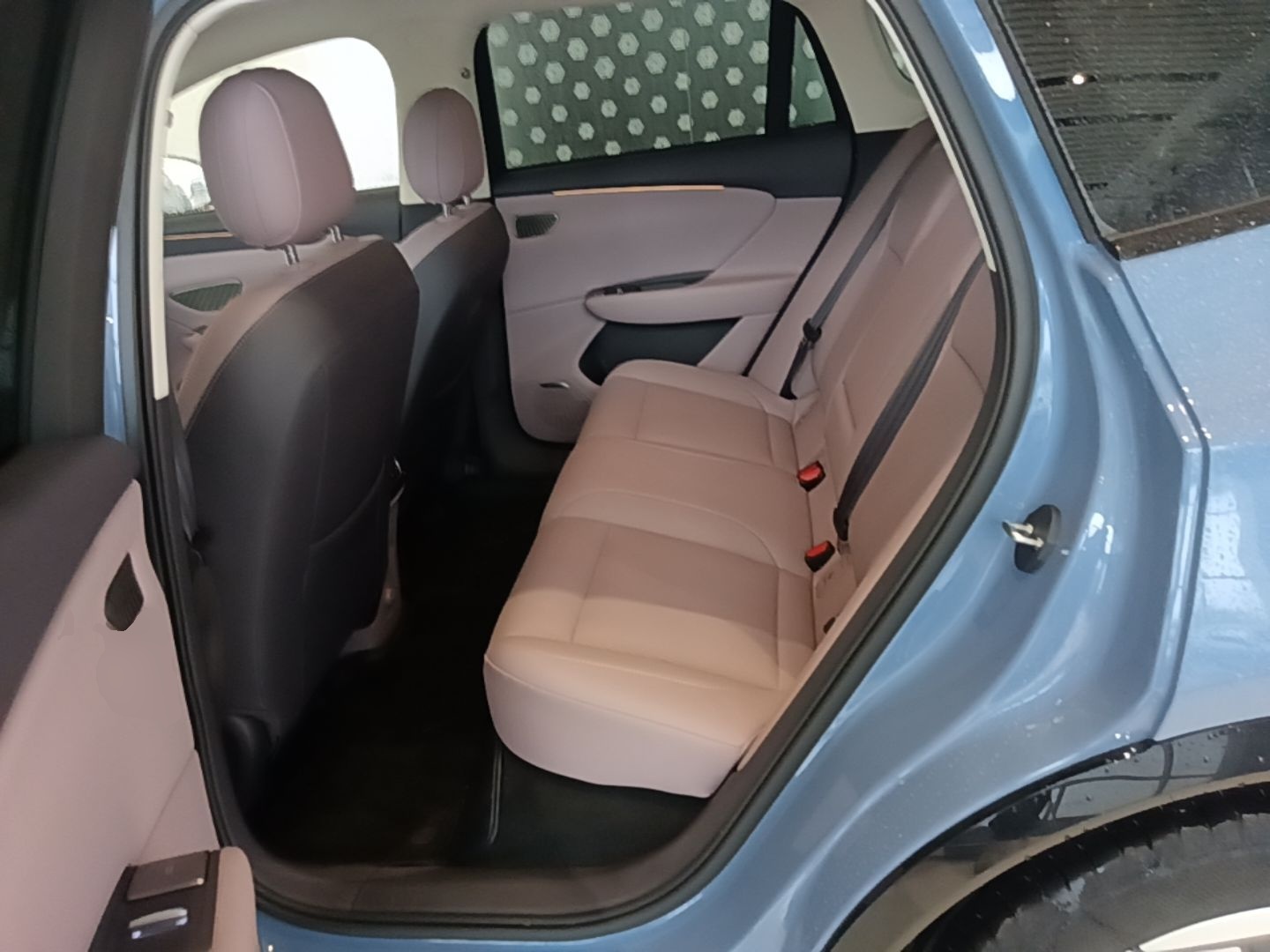Hongqi Tiangong 06 2025 660 4x4 Smart Selection Edition — снимка 20