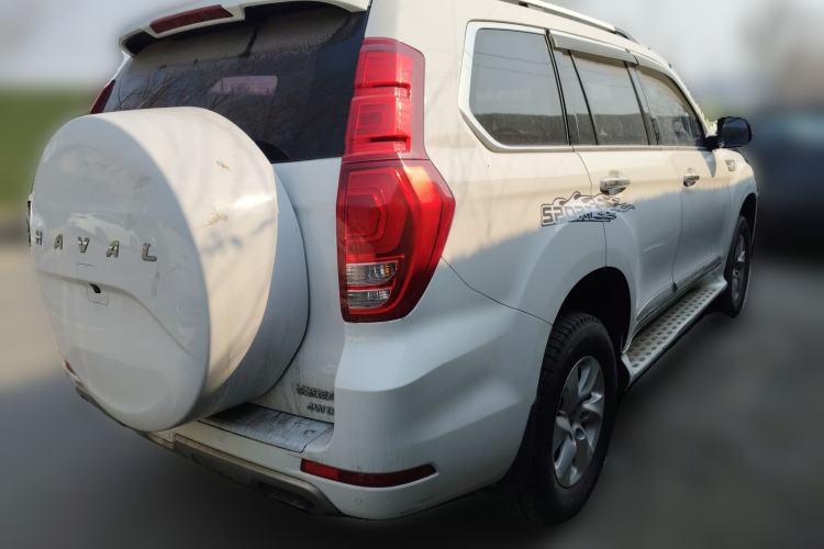 Used Haval H9 2016 2.0T Four-Wheel Drive Elite Version 7 Seats