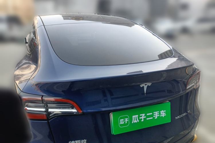 Used Tesla Model Y 2021 Long-Range All-Wheel-Drive Version 3D7