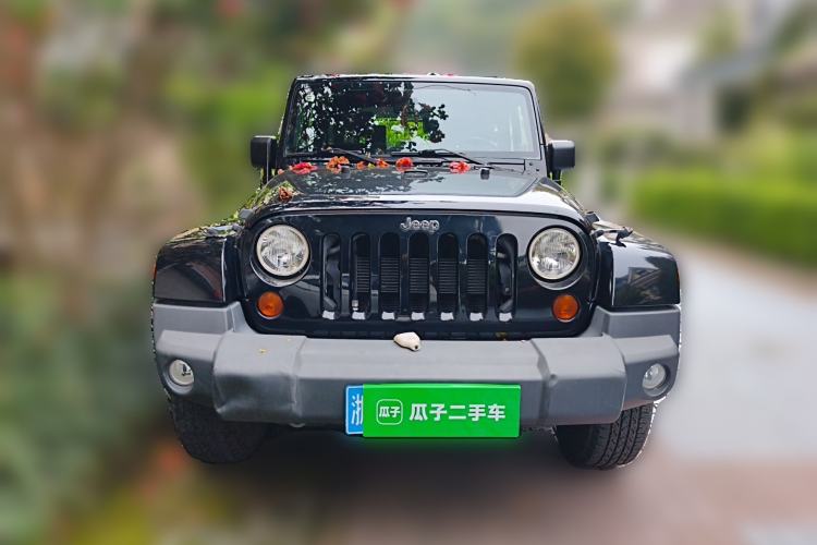 Used Jeep Wrangler 2010 3.8L Sahara two-door model
