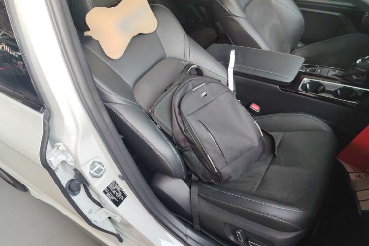 Used Toyota Camry 2024 Dual-Motor 2.0 HXS Sport Plus Edition
