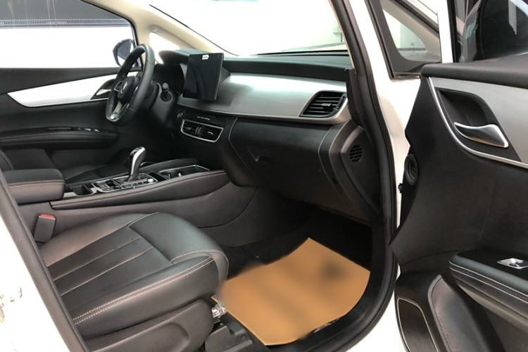 Used BYD Song MAX 2021 Upgraded Model 1.5T Automatic Luxury 6-Seater Right Front Seat