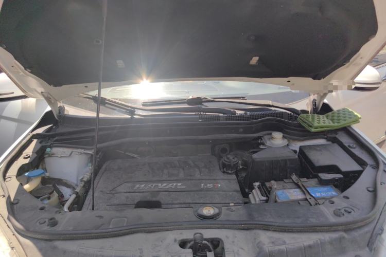 Used Haval H6 2015 Sport Edition 1.5T Manual Two-Wheel Drive Elite Model Engine Bay