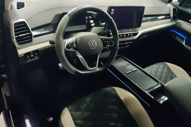 Used Volkswagen ID.6 CROZZ 2021 First Edition
