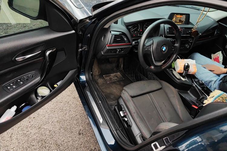 Used BMW 1 Series 2016 120i Sport Design Package
