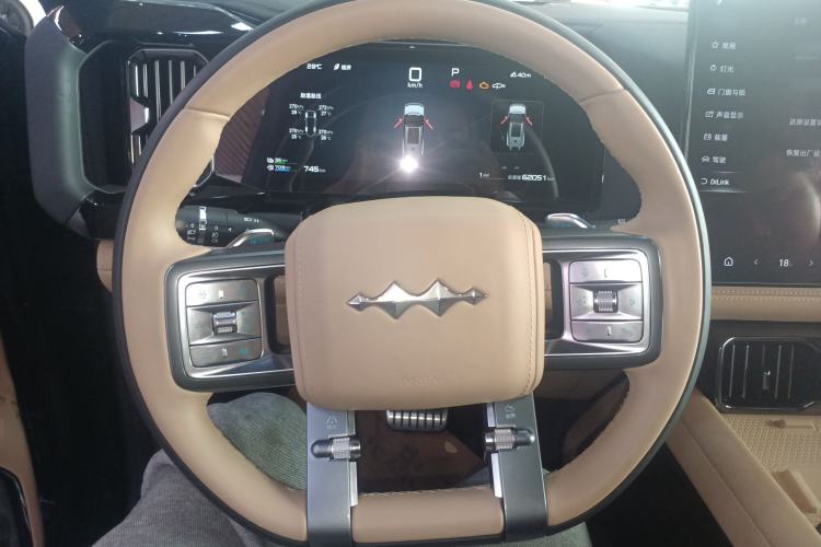 Used Formula Leopard 8 2025 Smart & Brave Flagship Edition 7 Seats Steering Wheel