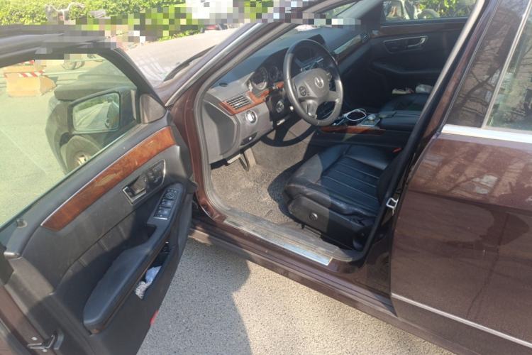 Used Mercedes-Benz E-Class 2011 E 300 L Elegant Model
