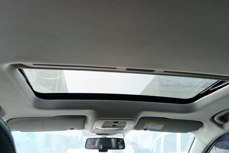 Used Roewe i5 2020 1.5L Automatic 4G Connect Luxury Flagship Edition