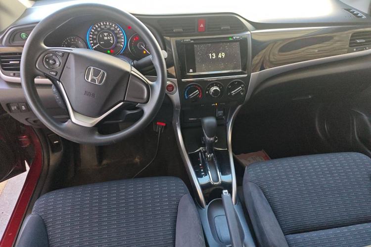 Used Honda Crider 2013 1.8L automatic luxury edition