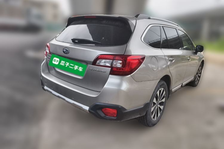 Used Subaru Outback 2015 2.5i Sport Navigation Edition Rear Right 45 Deg