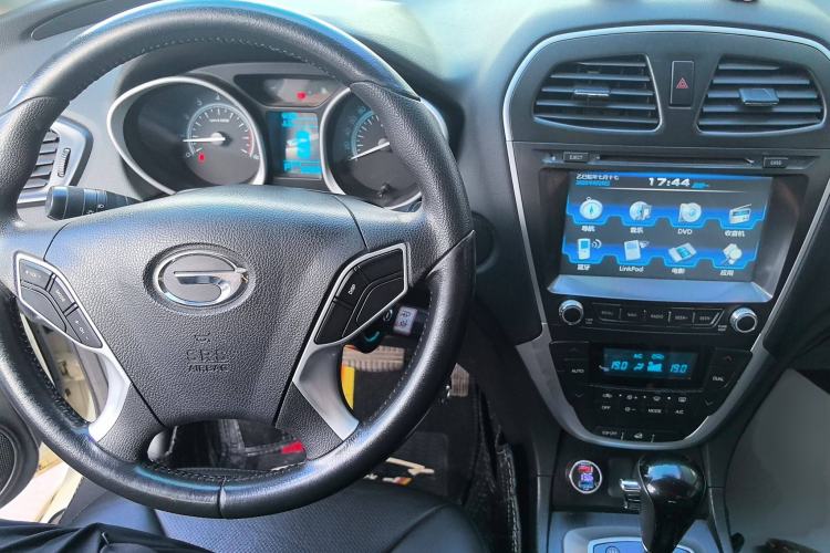 Used GAC Trumpchi GS5 2013 1.8T Automatic Two-Wheel Drive Elite Edition
