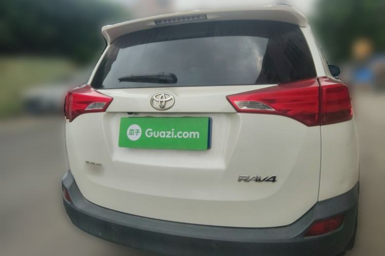 Used Toyota RAV4 2015 2.0L CVT Two-Wheel Drive Fashion Edition
