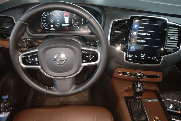 Used Volvo XC90 2019 T6 Zhiyi Edition 7-Seater China VI Standard Steering Wheel