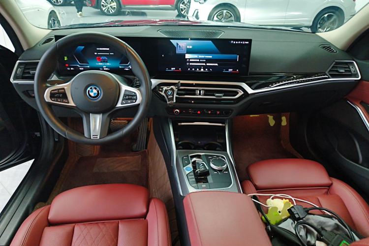 Used BMW i3 2024 eDrive 40 L Midnight Edition
