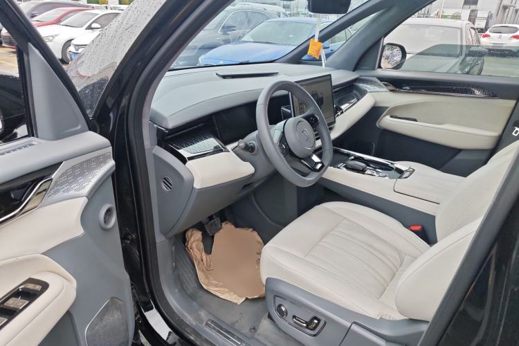 Used Zeekr 009 2022 WE Edition