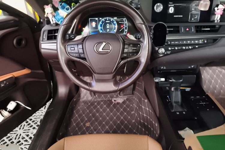 Used Lexus ES 2020 200 Excellence Edition