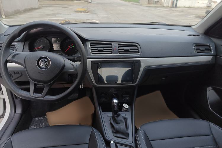 Used Volkswagen Lavida 2017 1.6L Automatic Fashion Edition
