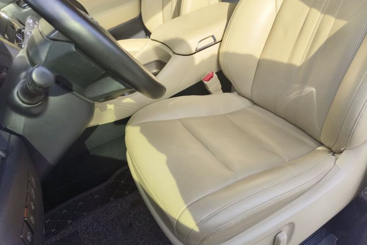 Used Toyota Alphard 2020 Dual-Engine 2.5L Prestige Edition Left Front Seat