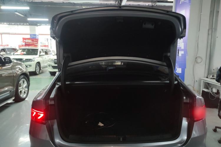 Used BYD Qin PLUS 2023 Champion Edition DM-i 55KM Leading Model Trunk