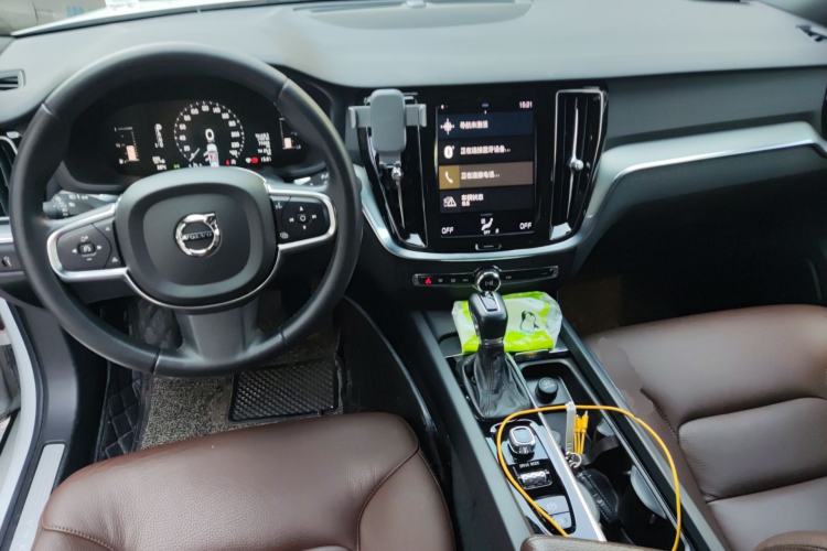 Used Volvo S60 2021 T4 Zhiyi Luxury Edition