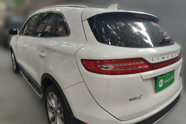 Used Lincoln MKC 2014 2.0T Two-Wheel-Drive Luxury Edition
