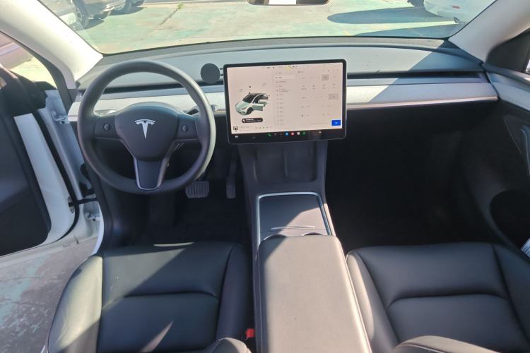 Used Tesla Model Y 2023 Rear-Wheel-Drive Version