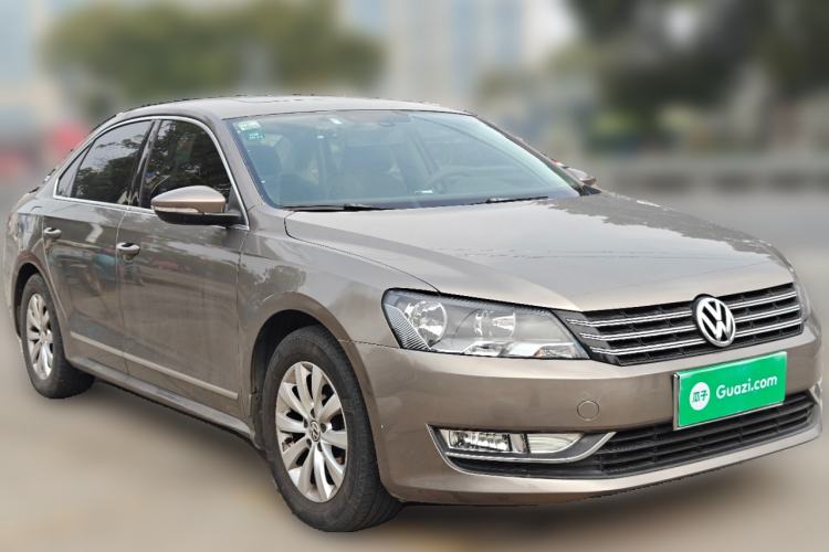 Used Volkswagen Passat 2011 1.8TSI Automatic Prestige Edition Front Right 45 Deg