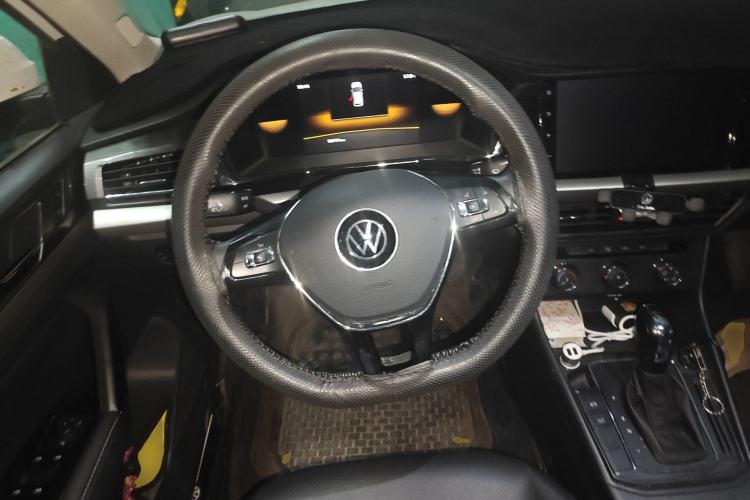 Used Volkswagen Lavida 2019 1.5L Automatic Comfort Edition China VI Standard Steering Wheel