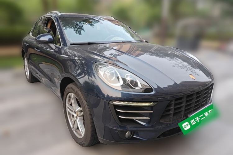 Used Porsche Macan 2014 Macan 2.0T Front Right 45 Deg