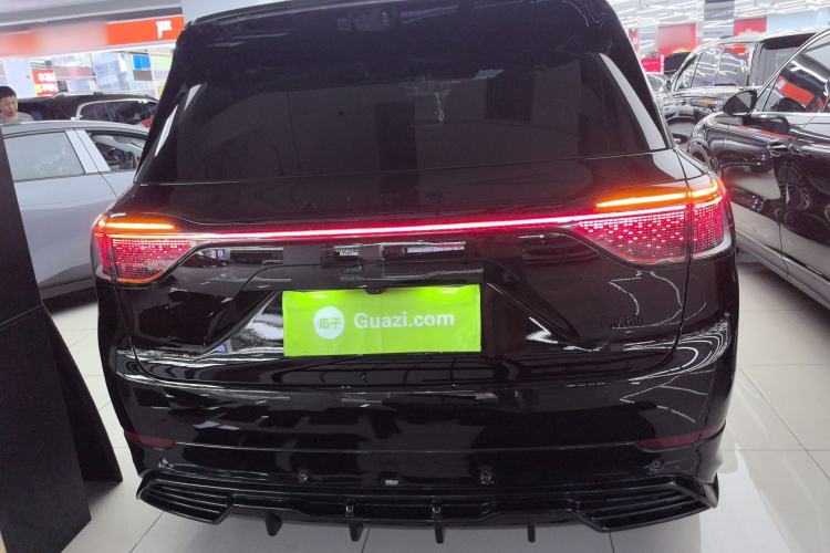 Used Hima AITO M9 2025 Extended-Range Ultra Version 52 kWh 6-Seater
