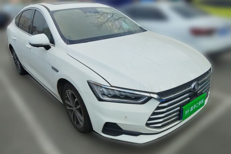 Used BYD Qin Pro 2019 Super Edition 1.5TI Automatic Smart Connect Enjoyment Model China VI Standard
