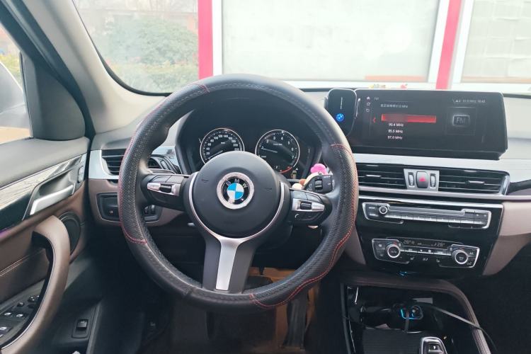 Used BMW X1 2020 sDrive20Li Premium Edition Steering Wheel
