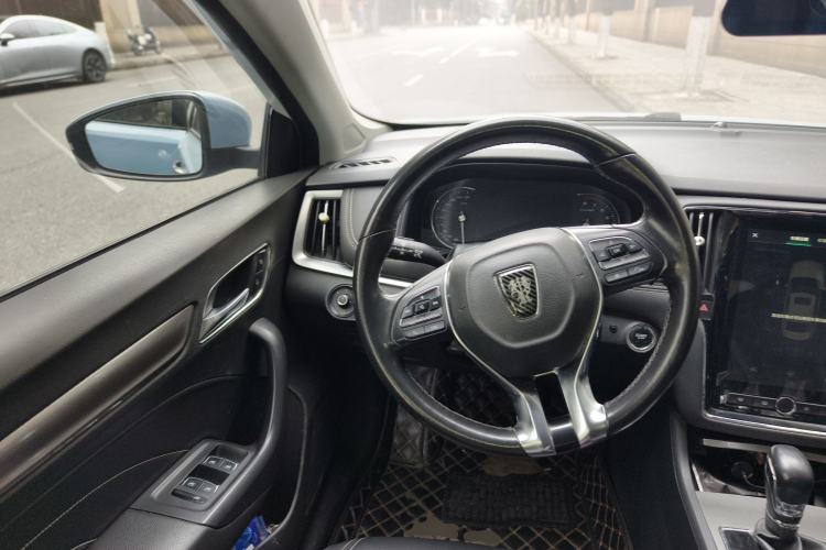 Used Roewe i6 2017 20T Automatic Internet ZhiZun Edition Steering Wheel