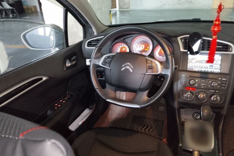 Used Citroen C4L 2014 1.8L Intelligent Drive Automatic Enjoyment Model Steering Wheel