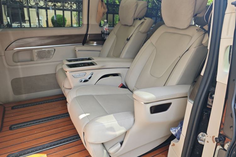 Used Mercedes-Benz V-Class 2020 V 260 L Long-wheelbase Luxury Edition