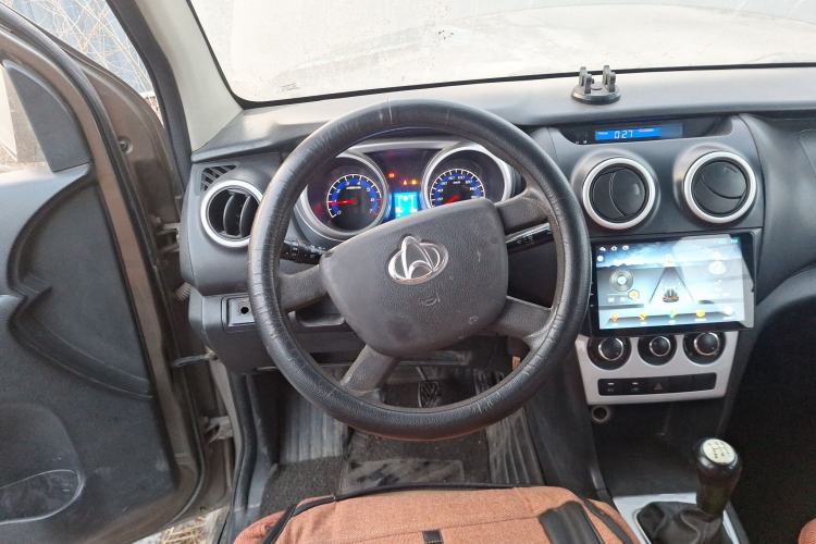 Used CHANGAN KAICHENG Ounuo S 2014 1.5L Base Version