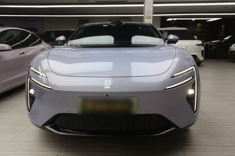 Used Avatr 06 2025 Max All-Electric Version