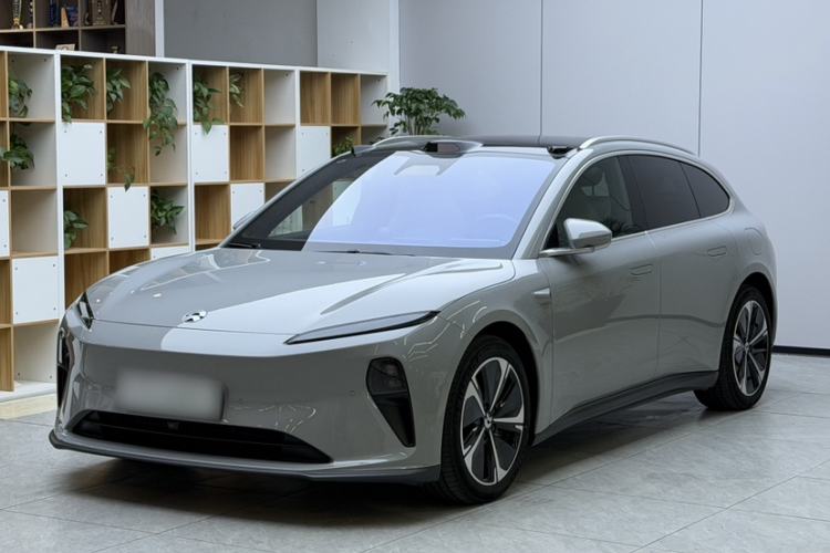 Used Nio ET5T 2023 75 kWh Touring