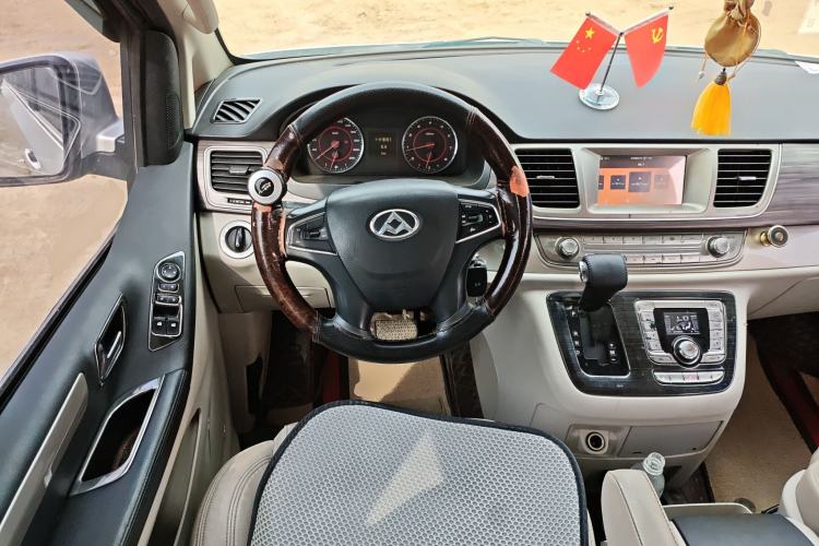 Used SAIC MAXUS G10 2016 2.0T Automatic Elite Edition