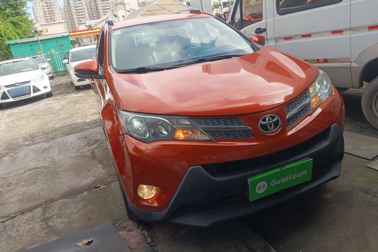 Used Toyota RAV4 2013 2.0L CVT Two-Wheel Drive Urban Edition