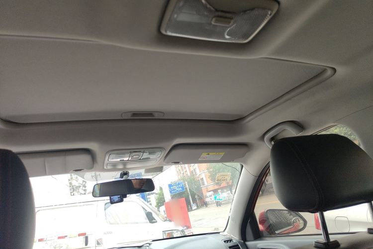 Used CHANGAN CS35 2016 1.6L Automatic Luxury Model China IV Standard