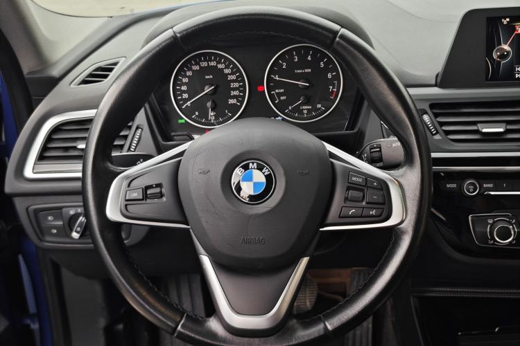 Used BMW 1 Series 2017 118i Sport Edition Steering Wheel