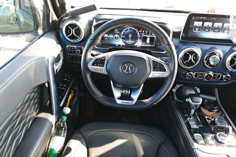 Used BAIC Off-Road BJ40 2018 PLUS 2.3T Automatic Four-Wheel Drive Flagship Version China V Emission Standard Steering Wheel