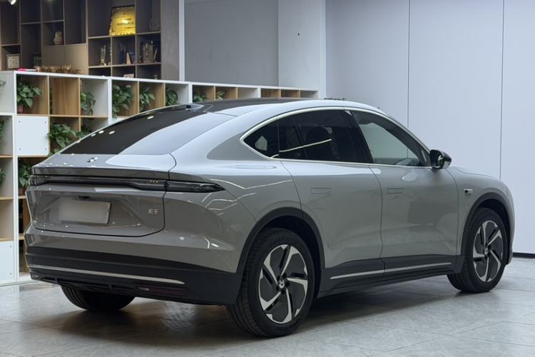 Used Nio EC6 2024 75 kWh