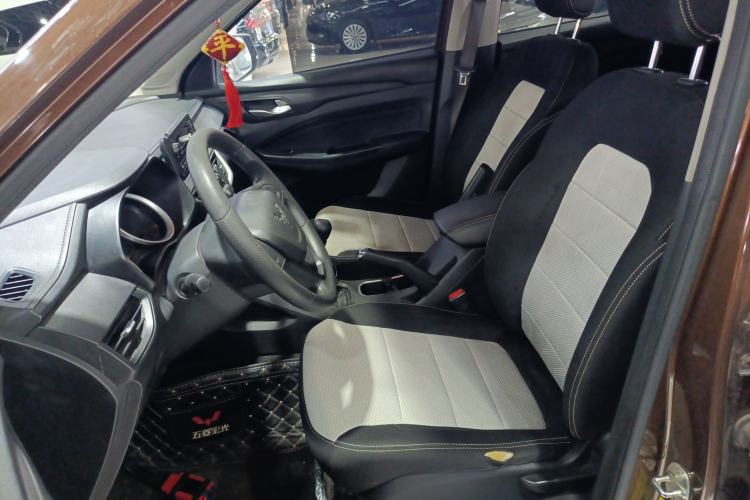 Used Wuling Hongguang S3 2019 1.5L Manual Standard Version China VI Standard