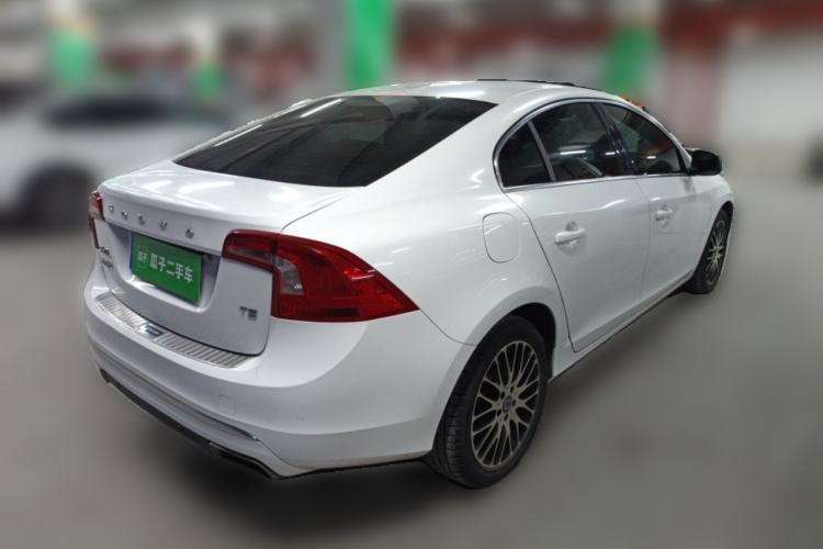 Used Volvo S60 2016 S60L T5 Intelligent Drive Edition Rear Right 45 Deg