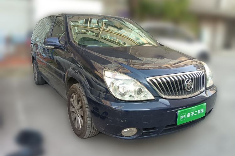 Used Buick GL8 2013 2.4L Comfort Edition Front Right 45 Deg