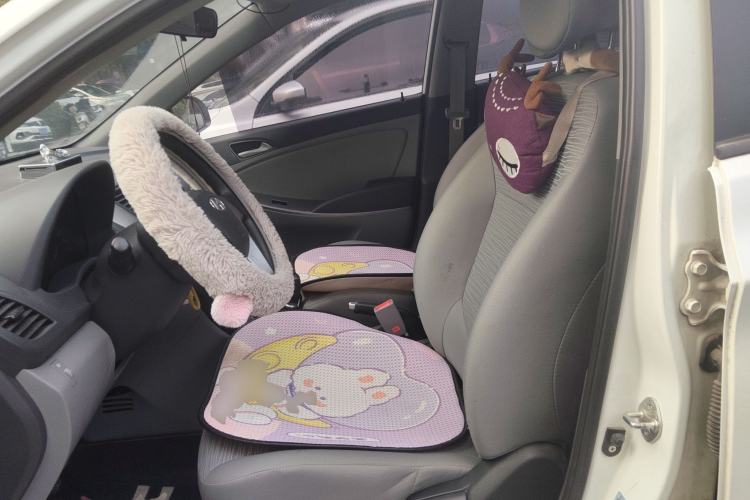 Used Hyundai Verna (older generation) 2014 1.4L Manual Smart GLS Trim
