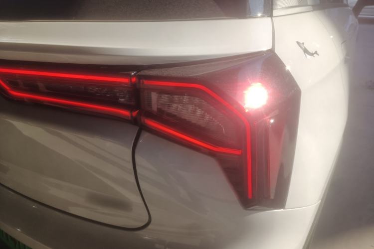 Used Geometry E Firefly 2024 301km Flowing Light